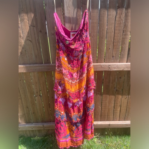 Farm Rio Tiered Maxi Dress - Picture 7 of 8
